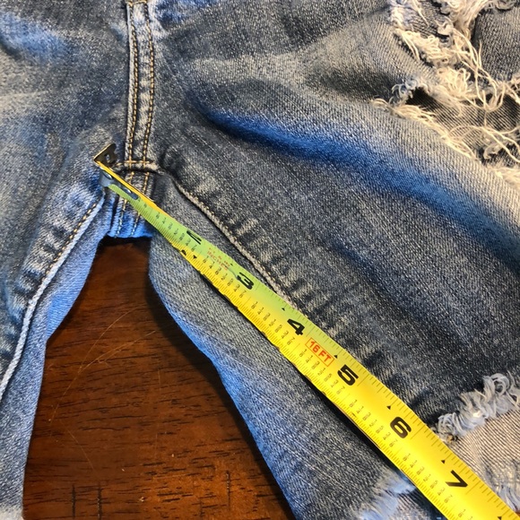 KanCan Distressed Denim Shorts - Picture 11 of 11